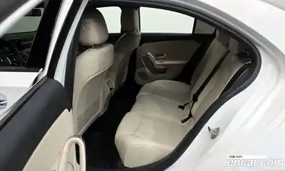 Mercedes-Benz A-Class 2020 2.0 Автомат в Москве № 206193, миниатюра 2