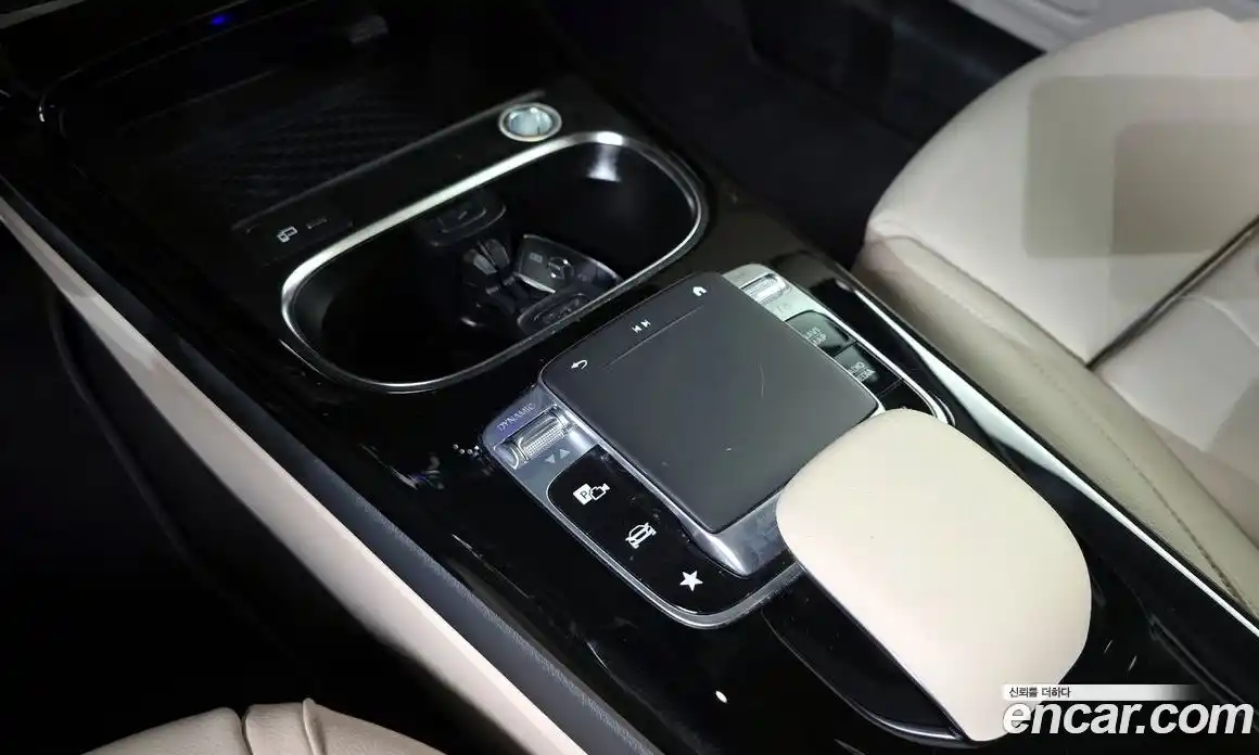 Mercedes-Benz A-Class 2020 2.0 Автомат в Москве № 206193, фото 3