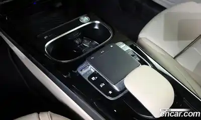 Mercedes-Benz A-Class 2020 2.0 Автомат в Москве № 206193, миниатюра 3