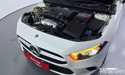 Mercedes-Benz A-Class 2020 2.0 Автомат в Москве № 206193, миниатюра 8