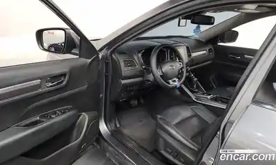 Renault QM6 2018 2.0 Автомат в Москве № 209148, миниатюра 11