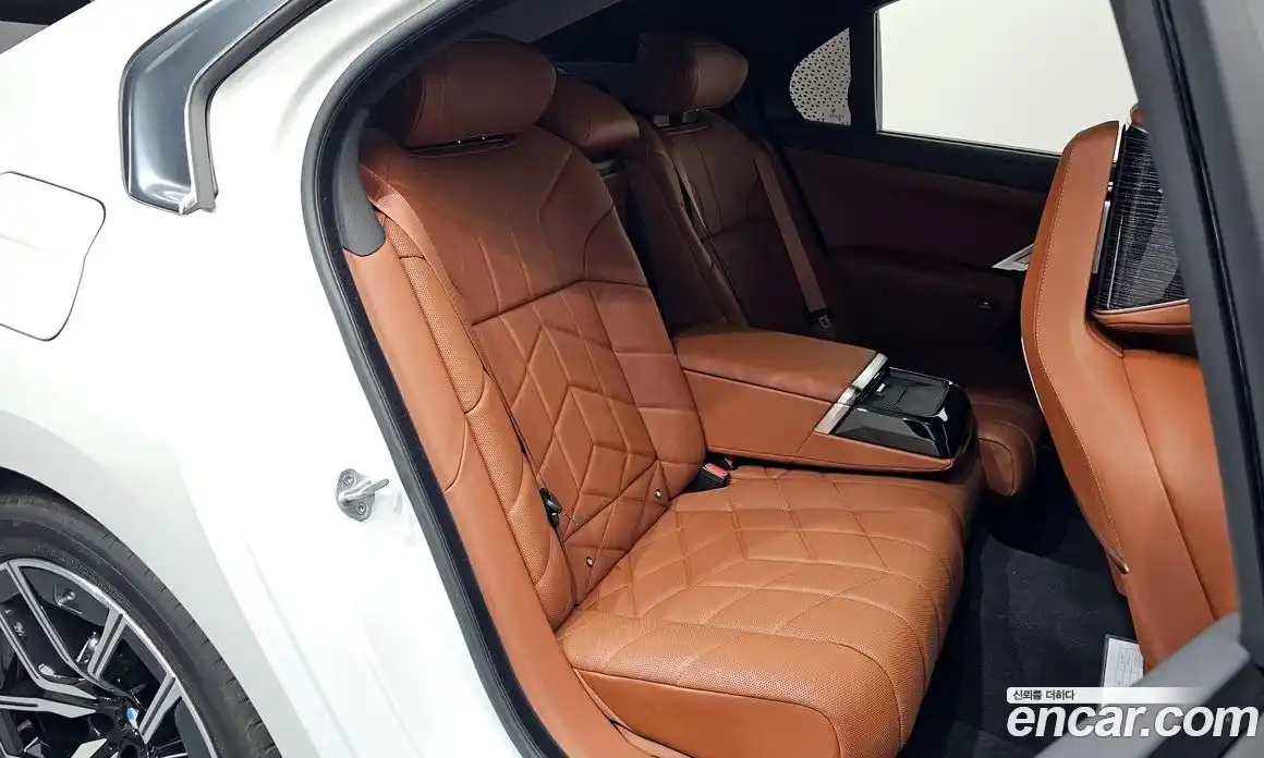 BMW 7-Series 2025 3.0 Автомат в Москве № 210259, фото 17