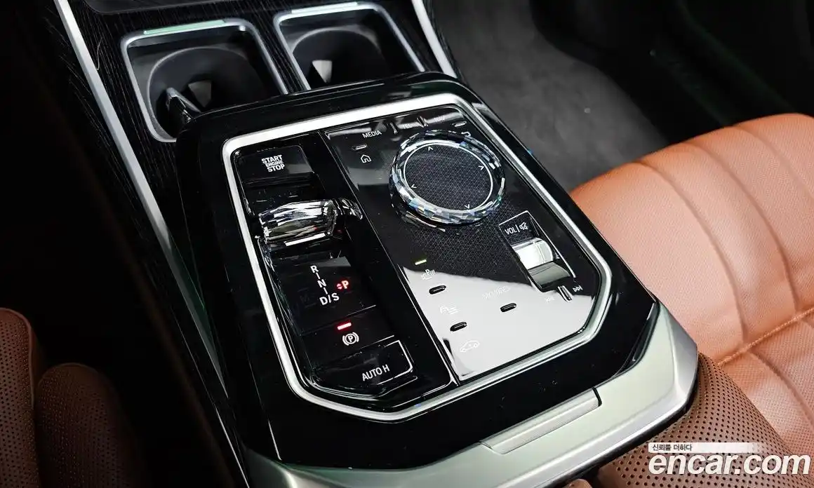 BMW 7-Series 2025 3.0 Автомат в Москве № 210259, фото 18