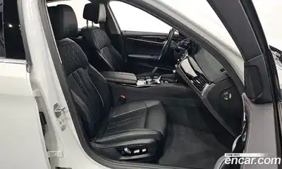 BMW 5-Series 2021 2.0 Автомат в Москве № 211598, миниатюра 10