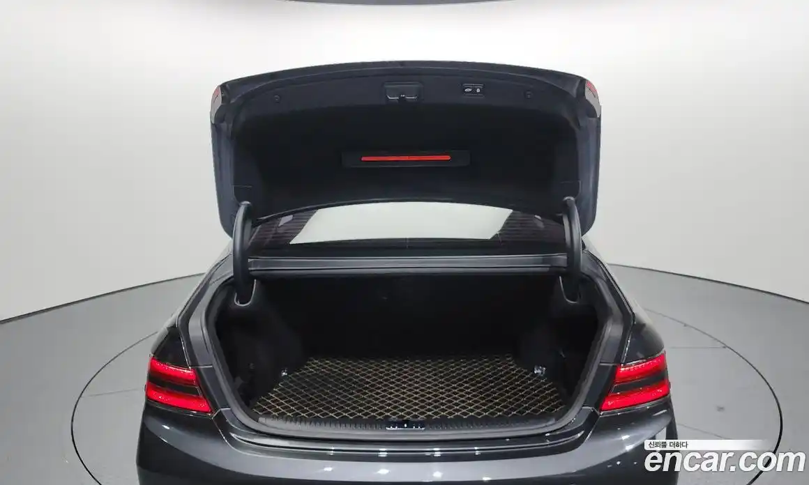 Genesis G90 2019 3.8 Автомат в Москве № 21209, фото 17