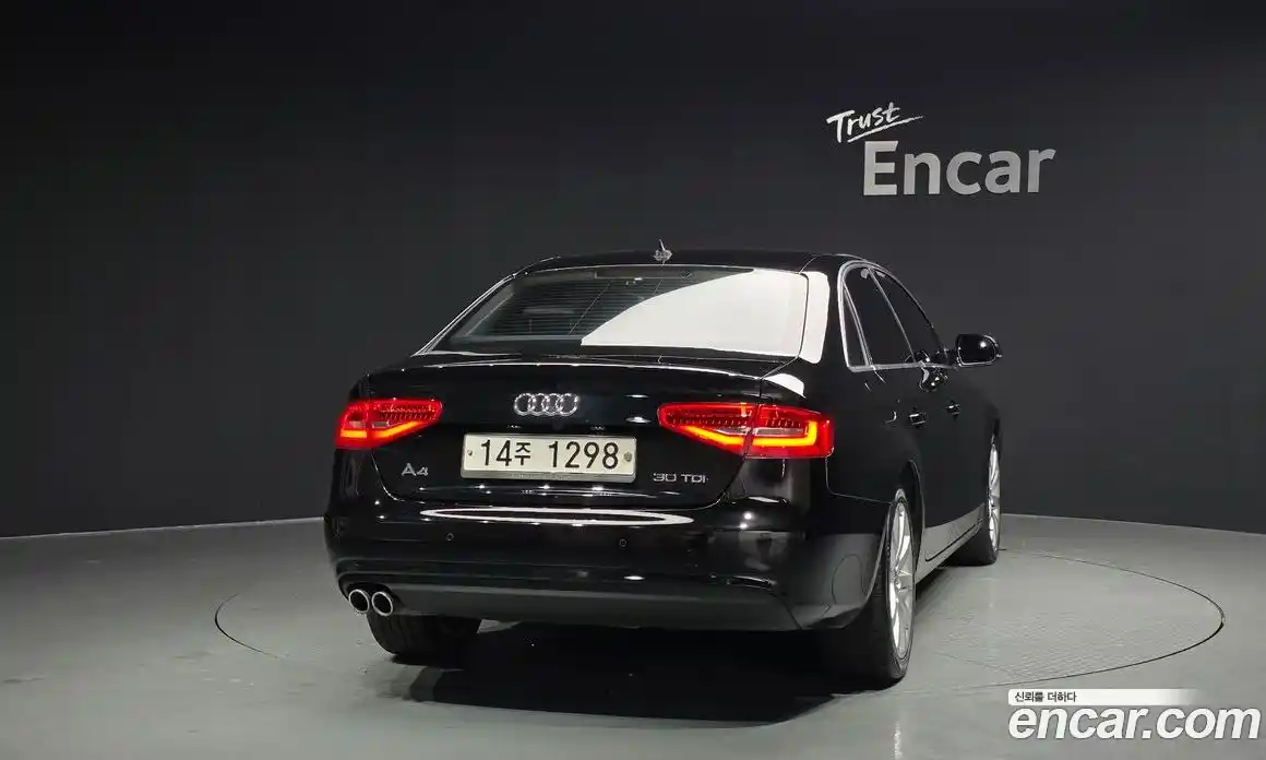 Audi A4 2015 2.0 Автомат в Москве № 212525, фото 11
