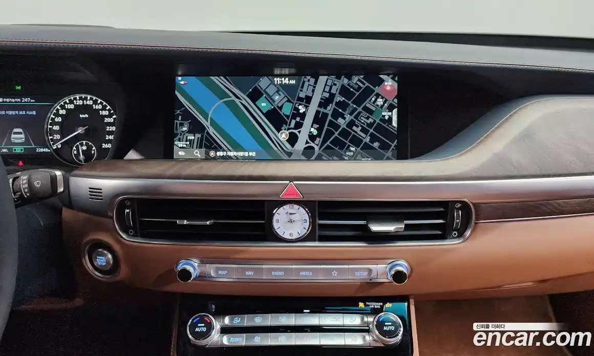 Genesis G90 2019 5.0 Автомат в Москве № 21281, фото 17