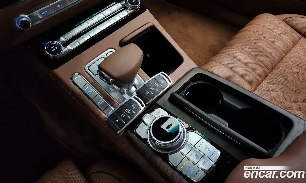 Genesis G90 2019 5.0 Автомат в Москве № 21281, фото 20