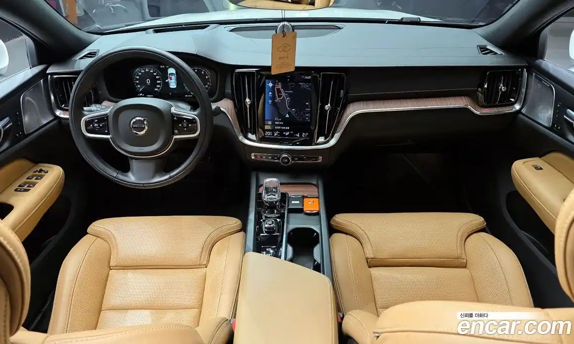 Volvo S60 2022 2.0 Автомат в Москве № 212842, фото 14