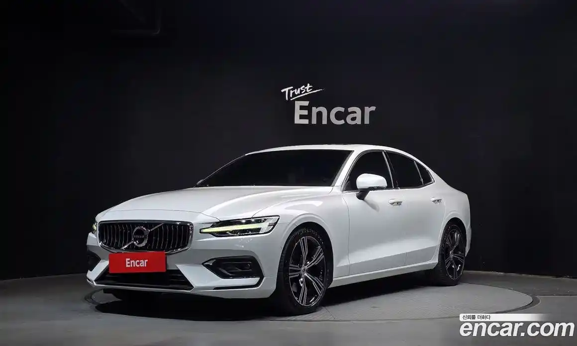 Volvo S60 2022 2.0 Автомат в Москве № 212842, фото 7