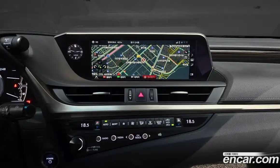 Lexus ES 2020 2.5 Автомат в Москве № 214612, фото 12