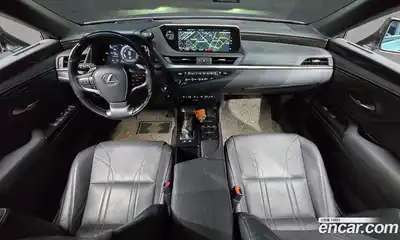 Lexus ES 2020 2.5 Автомат в Москве № 214612, миниатюра 7