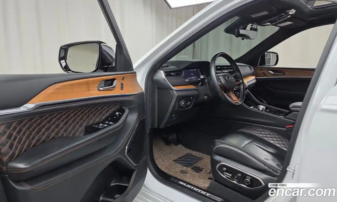 Jeep Cherokee 2023 2.0 Автомат в Москве № 215483, фото 14