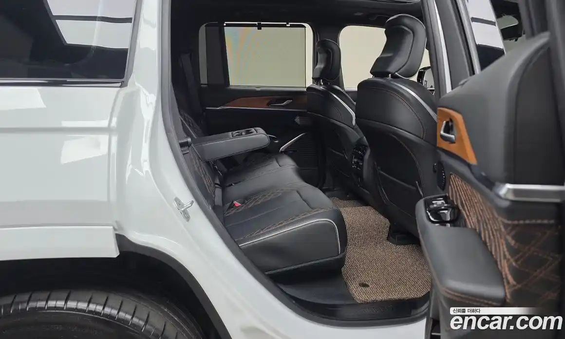 Jeep Cherokee 2023 2.0 Автомат в Москве № 215483, фото 18