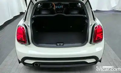 Mini Cooper 2022 1.5 Автомат в Москве № 221739, миниатюра 2