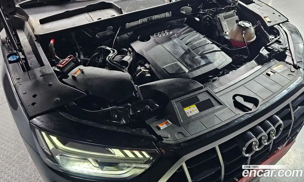 Audi Q5 2021 2.0 Автомат в Москве № 223848, фото 1