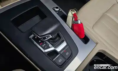 Audi Q5 2021 2.0 Автомат в Москве № 223848, миниатюра 4