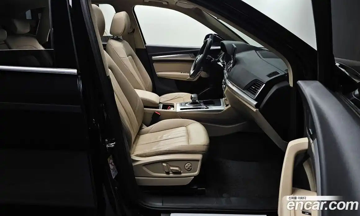 Audi Q5 2021 2.0 Автомат в Москве № 223848, фото 7