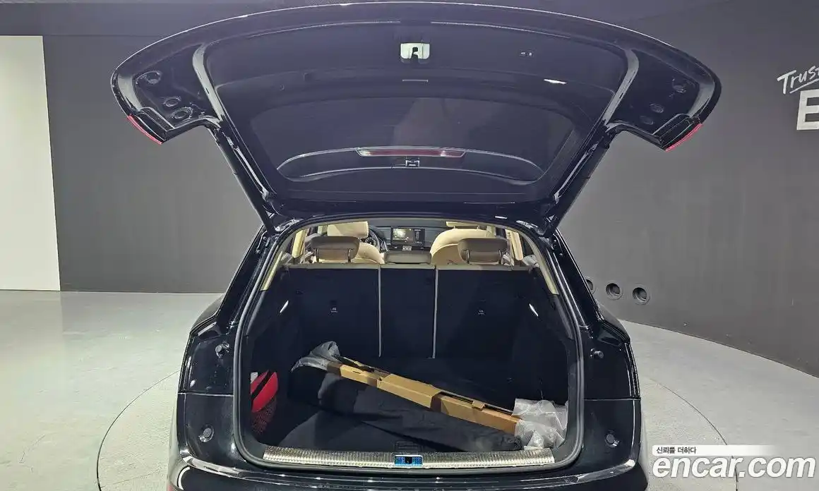 Audi Q5 2021 2.0 Автомат в Москве № 223848, фото 9