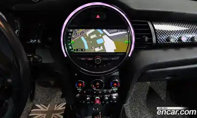 Mini Cooper 2019 2.0 Автомат в Москве № 224021, миниатюра 8