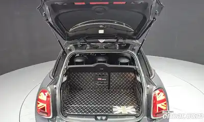 Mini Cooper 2019 2.0 Автомат в Москве № 224021, миниатюра 9