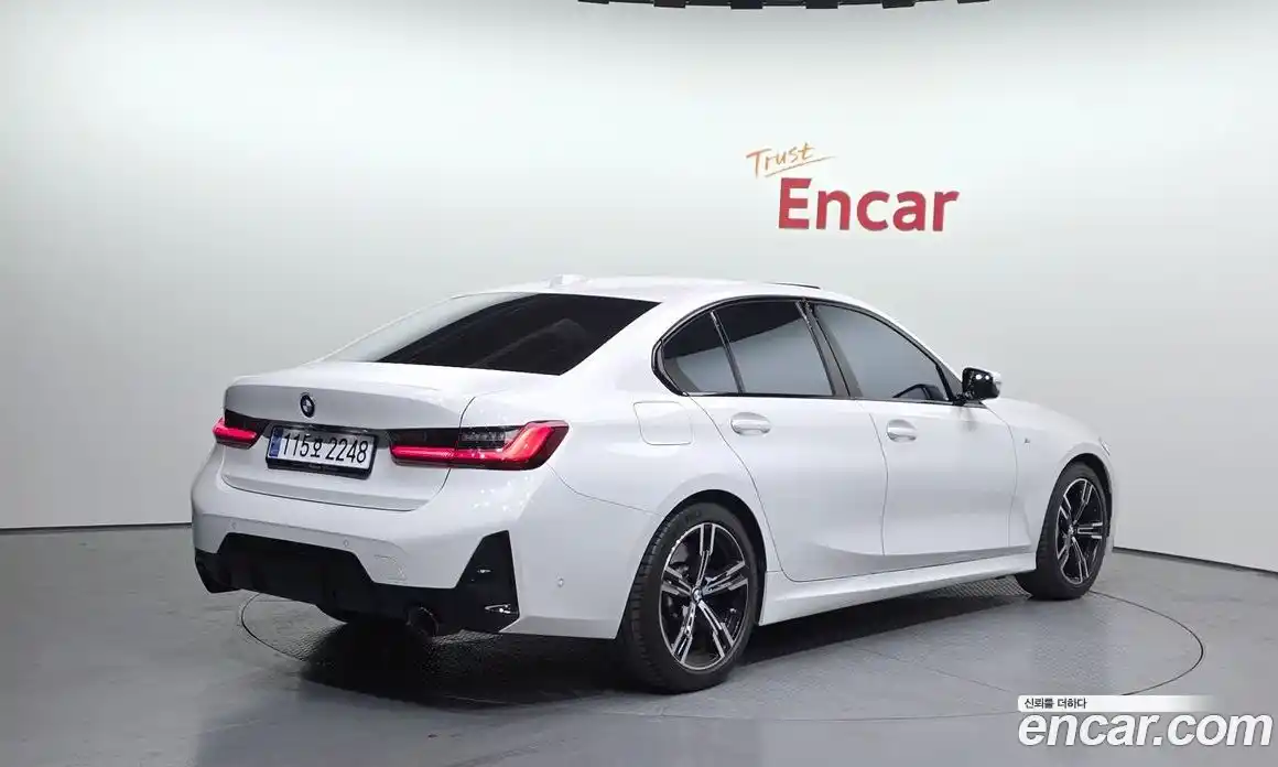 BMW 3-Series 2024 2.0 Автомат в Москве № 228406, фото 13