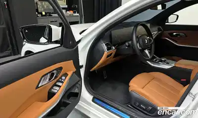 BMW 3-Series 2024 2.0 Автомат в Москве № 228406, миниатюра 10