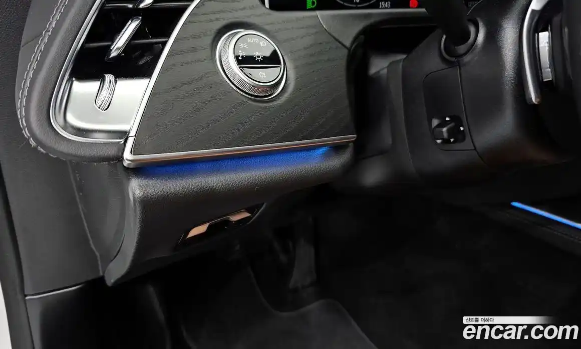 Mercedes-Benz E-Class 2025 2.0 Автомат в Москве № 229339, фото 17