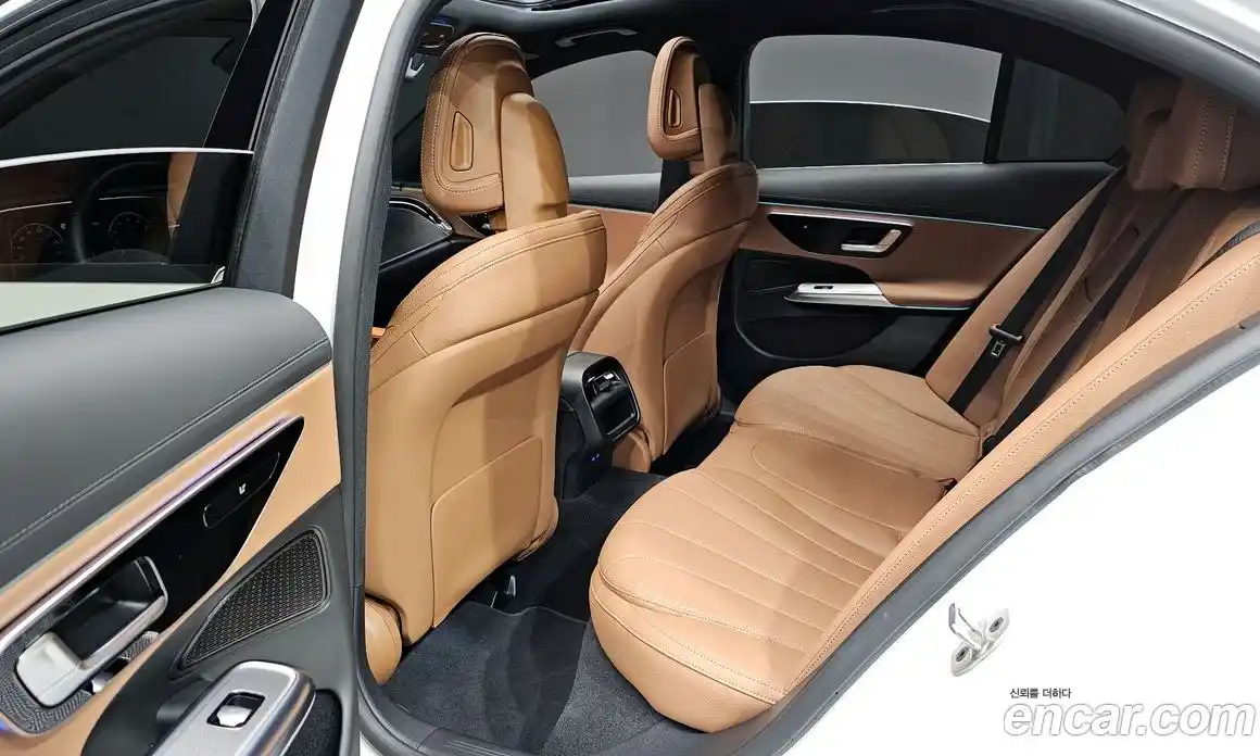 Mercedes-Benz E-Class 2025 2.0 Автомат в Москве № 229339, фото 3