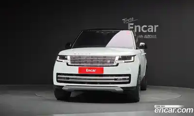 Land Rover Range-Rover 2023 4.4 Автомат в Москве № 231121, миниатюра 3
