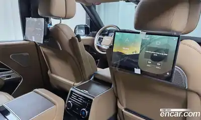 Land Rover Range-Rover 2023 4.4 Автомат в Москве № 231121, миниатюра 7