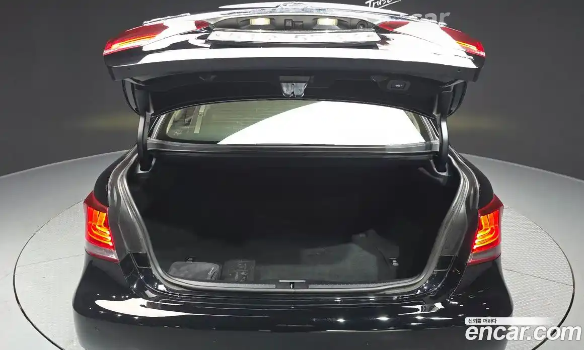 Lexus LS 2014 4.6 Автомат в Москве № 232027, фото 3