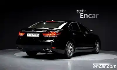 Lexus LS 2014 4.6 Автомат в Москве № 232027, миниатюра 6