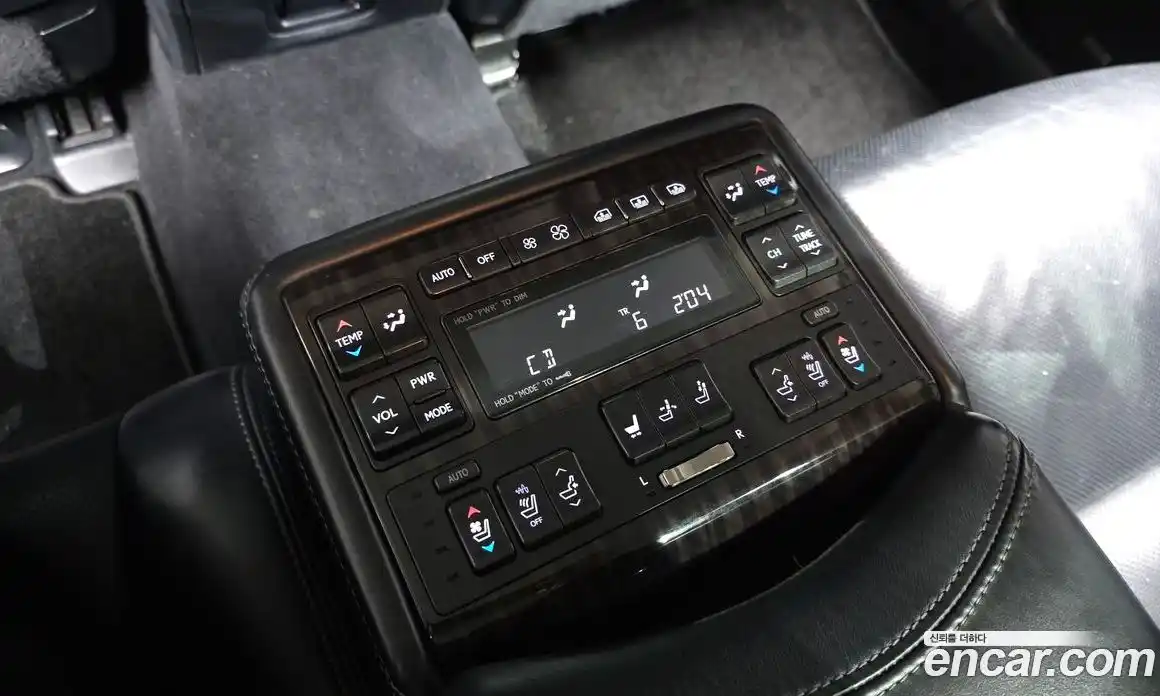 Lexus LS 2014 4.6 Автомат в Москве № 232027, фото 8