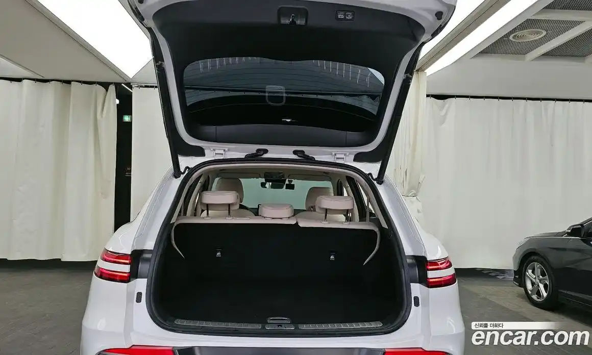 Genesis GV70 2022 2.5 Автомат в Москве № 23587, фото 15