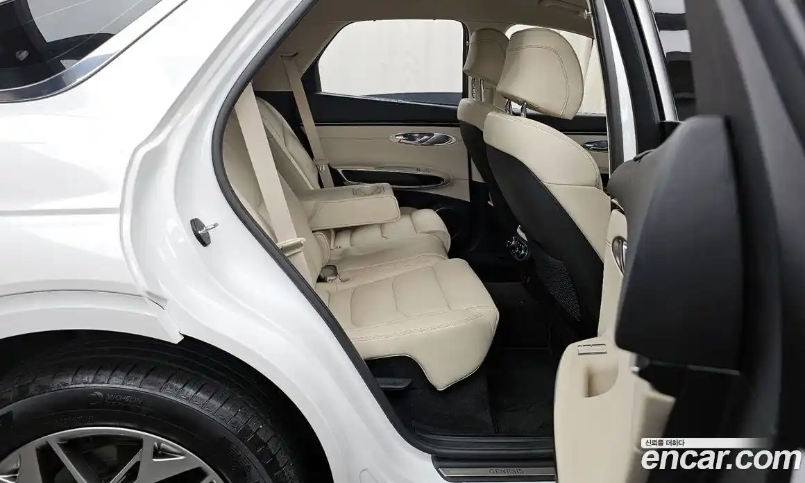 Genesis GV70 2022 2.5 Автомат в Москве № 23587, фото 8