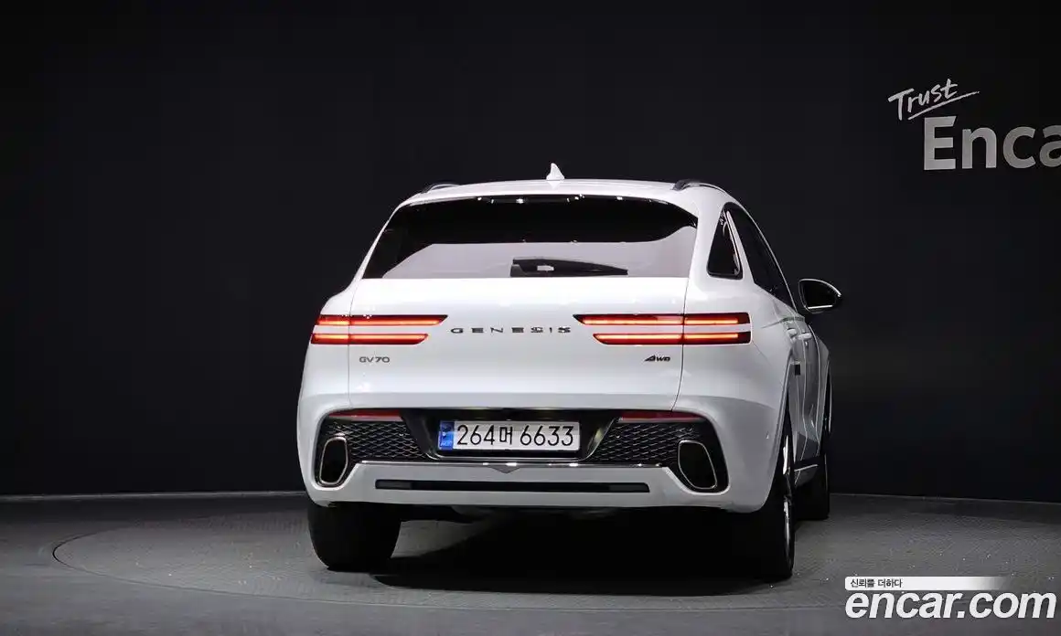 Genesis GV70 2022 2.5 Автомат в Москве № 23587, фото 9