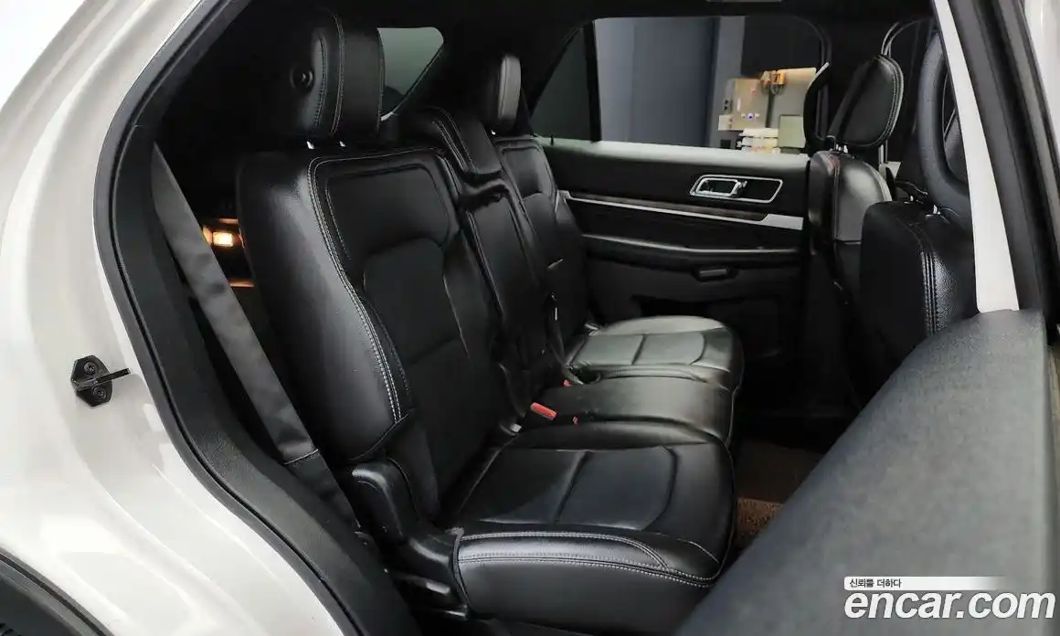 Ford Explorer 2018 2.3 Автомат в Москве № 255611, фото 13