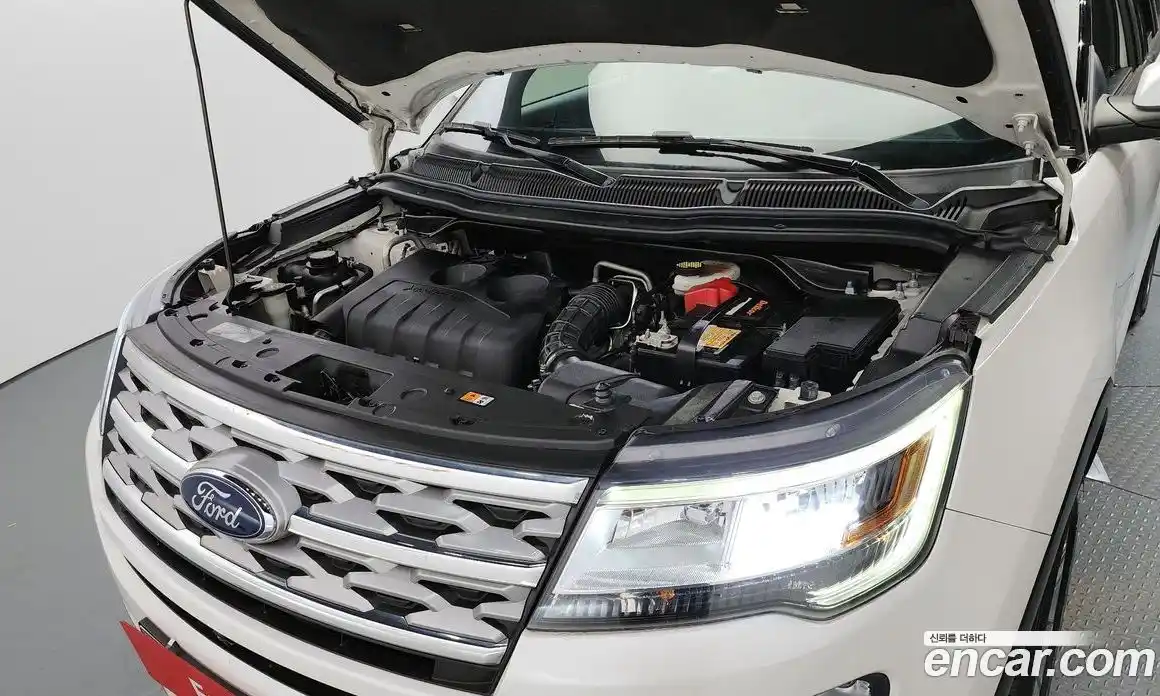 Ford Explorer 2018 2.3 Автомат в Москве № 255611, фото 15