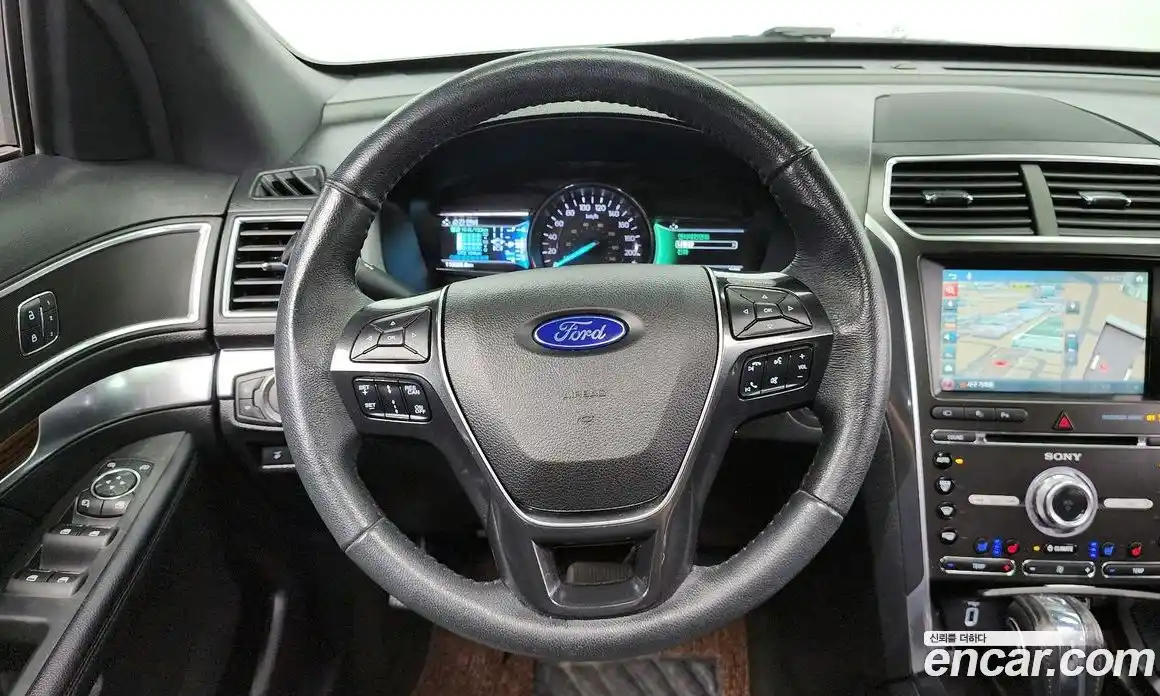 Ford Explorer 2018 2.3 Автомат в Москве № 255611, фото 4