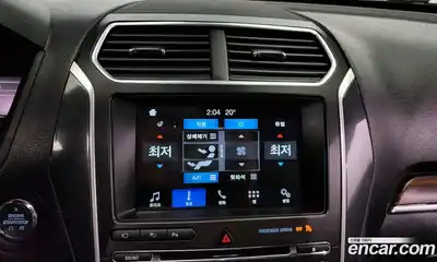 Ford Explorer 2018 2.3 Автомат в Москве № 255611, миниатюра 10