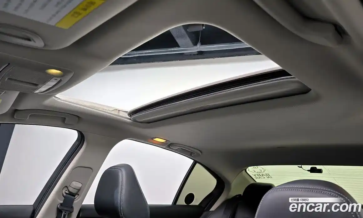 Infiniti Q50 2015 2.1 Автомат в Москве № 256174, фото 5