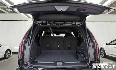 Cadillac Escalade, 2025