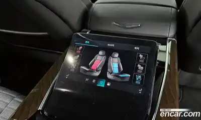 Cadillac Escalade 2025 6.2 Автомат в Москве № 256346, миниатюра 12