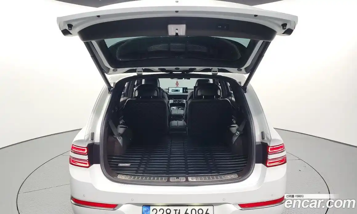 Genesis GV80 2023 2.5 Автомат в Москве № 25688, фото 3