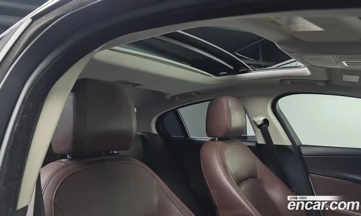 Jaguar XE 2016 2.0 Автомат в Москве № 268076, фото 11