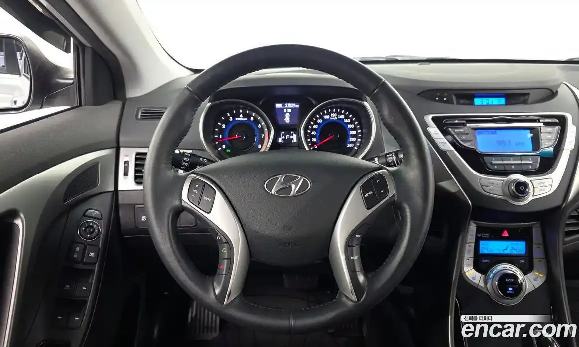 Hyundai Avante 2011 1.6 Автомат в Москве № 280714, фото 11