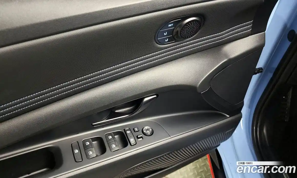 Hyundai Avante 2023 2.0 Автомат в Москве № 280857, фото 18