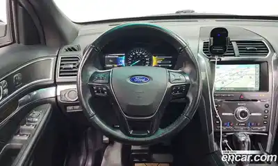 Ford Explorer 2016 2.3 Автомат в Москве № 281533, миниатюра 4