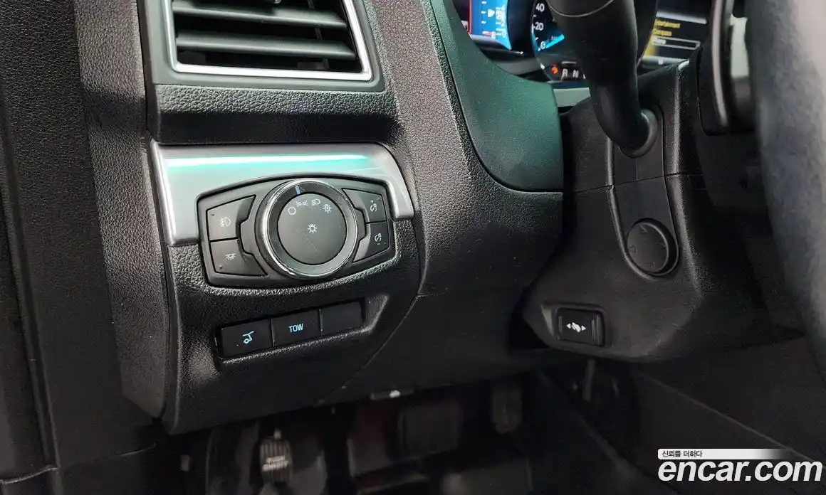 Ford Explorer 2016 2.3 Автомат в Москве № 281533, фото 5